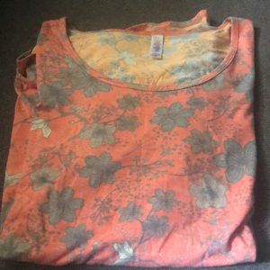 LuLaRoe shirt